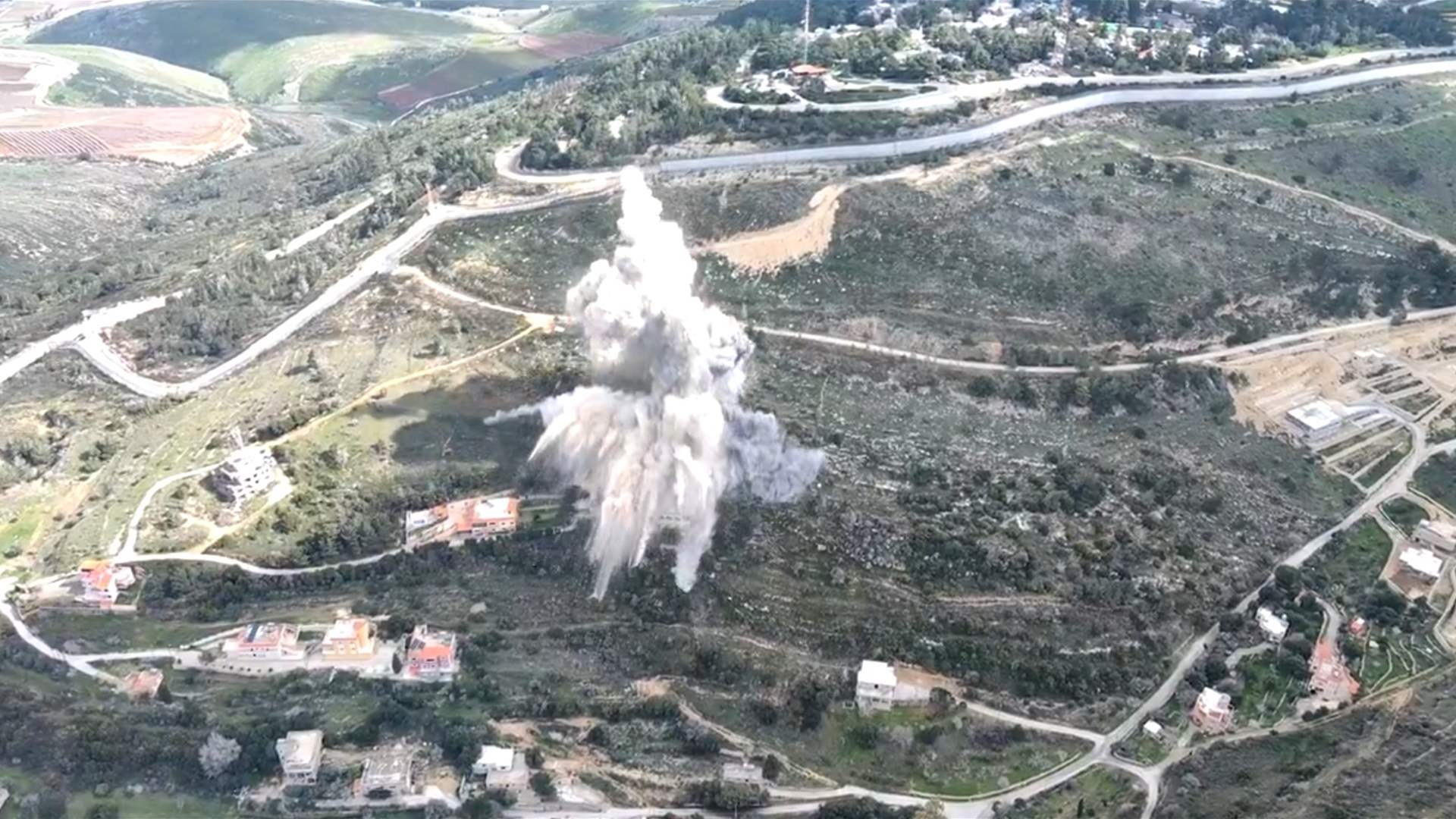 Israeli Channel 14: Israeli forces deploy artillery batteries in South Lebanon  