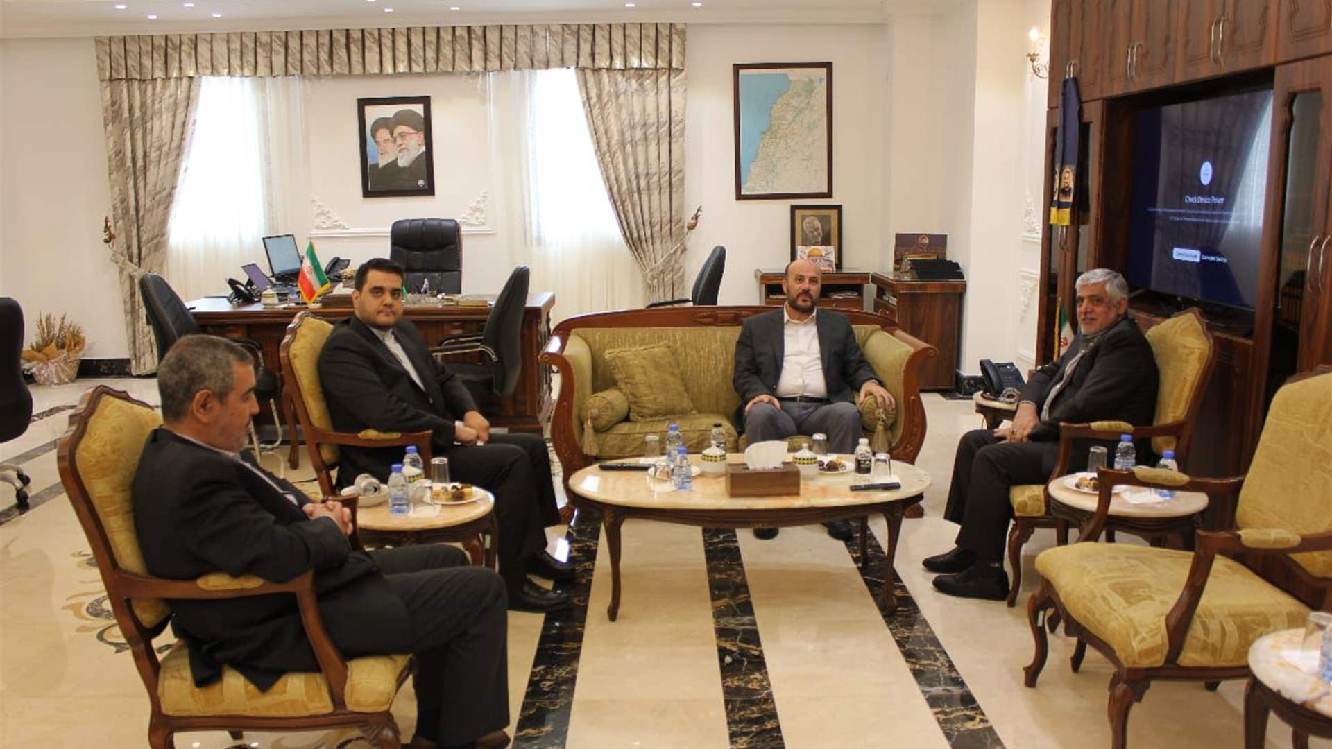 Hamas representative in Lebanon meets Iranian FM&#39;s Middle East special envoy to discuss latest developments in Palestine and Lebanon