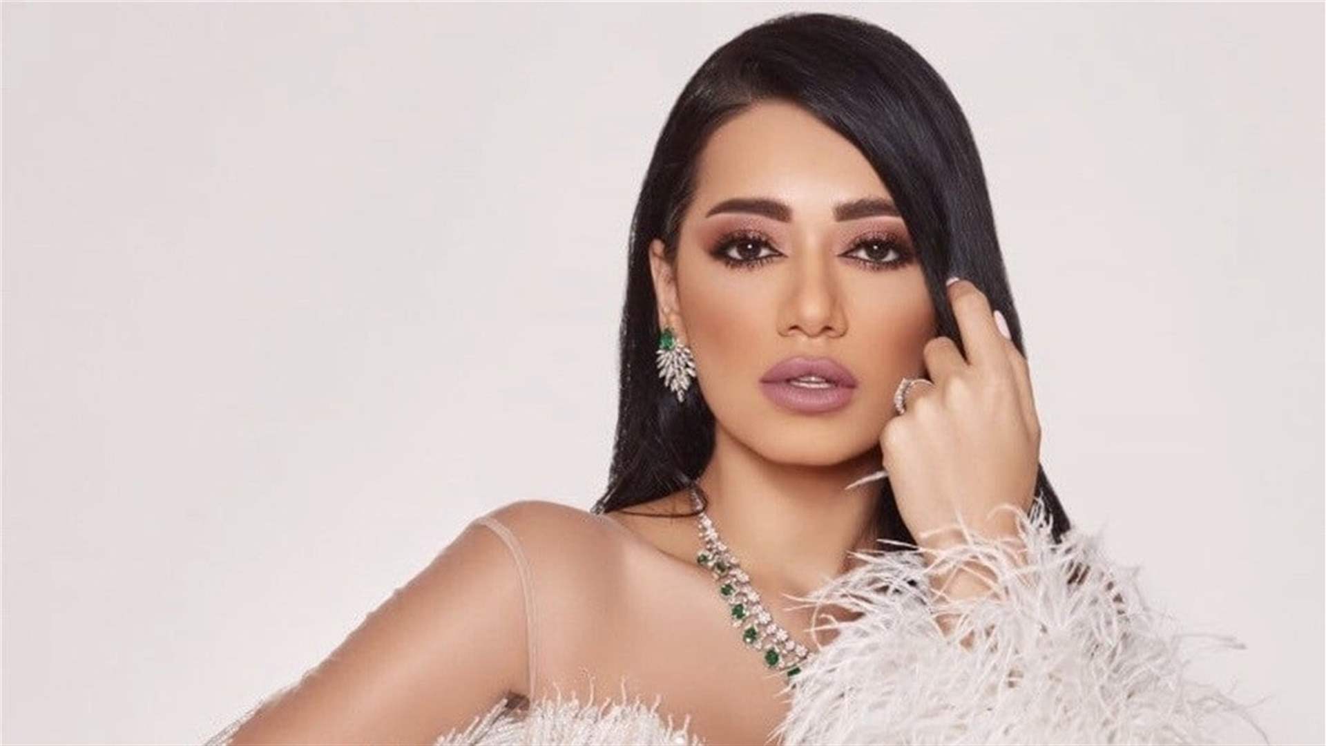 &quot;بحبك يا لبنان&quot;... رحمة رياض: الله يحمي هالبلد ويحفظ شعبه