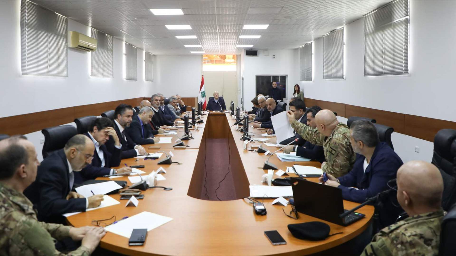 Lebanon&#39;s Cabinet issues decisions on army deployment and reconstruction efforts 