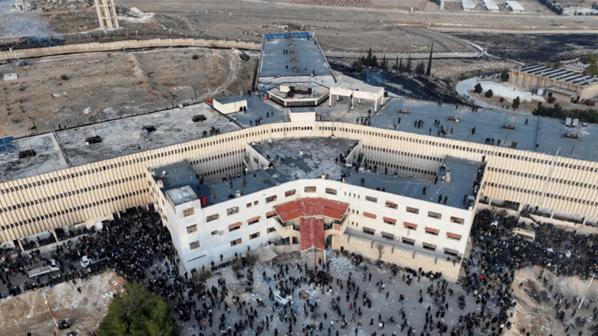 &quot;الخوذ البيضاء&quot; يطالب الأمم المتحدة بالحصول على خرائط &quot;السجون السرية&quot; من الأسد