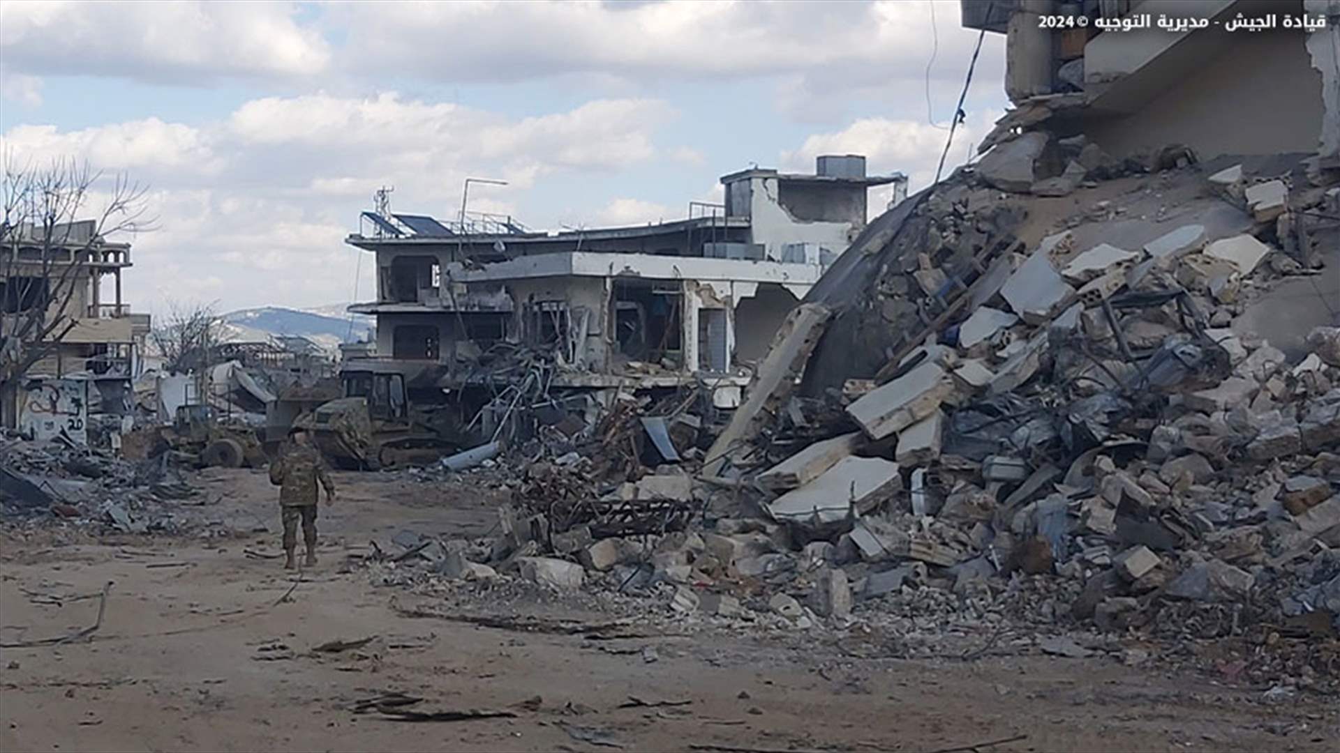 Lebanese Army works to clear roads leading to Khiam in South Lebanon following Israeli aggression 