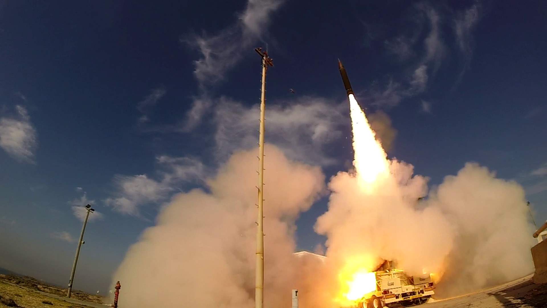 Israeli air defense intercepts missile launched from Yemen