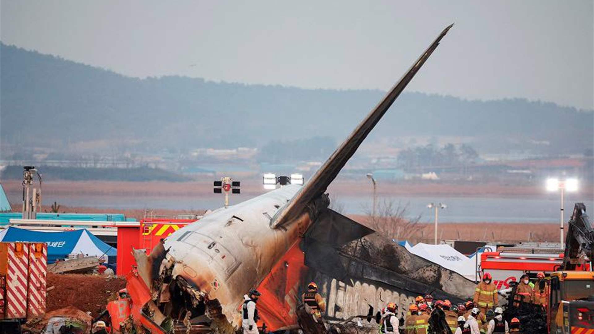 Plane crash kills at least 167 in &#39;worst&#39; airline disaster in South Korea