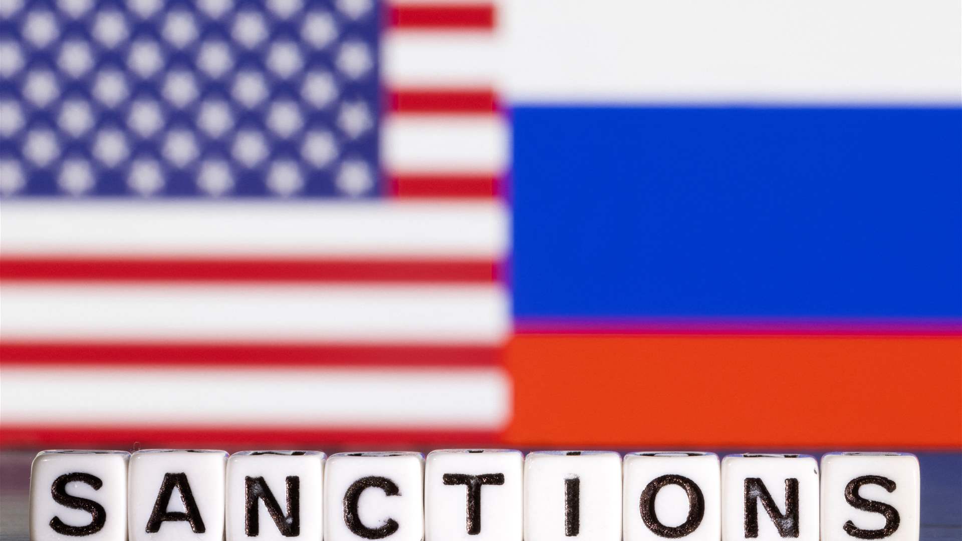 US, UK reveal widespread sanctions against Russia&#39;s energy sector