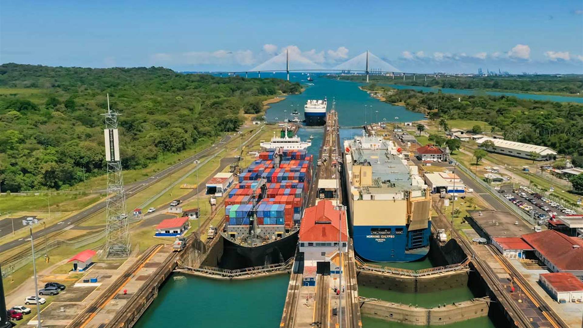 Panama Canal was &#39;not a gift&#39; from US, president says