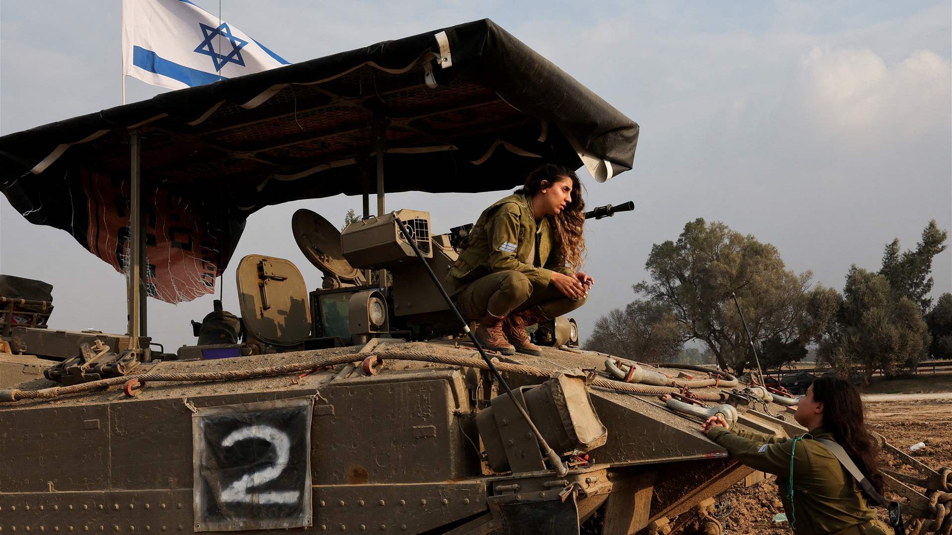 Israeli tank kills two Palestinians west of Gaza&#39;s Rafah, Gaza&#39;s civil defense says