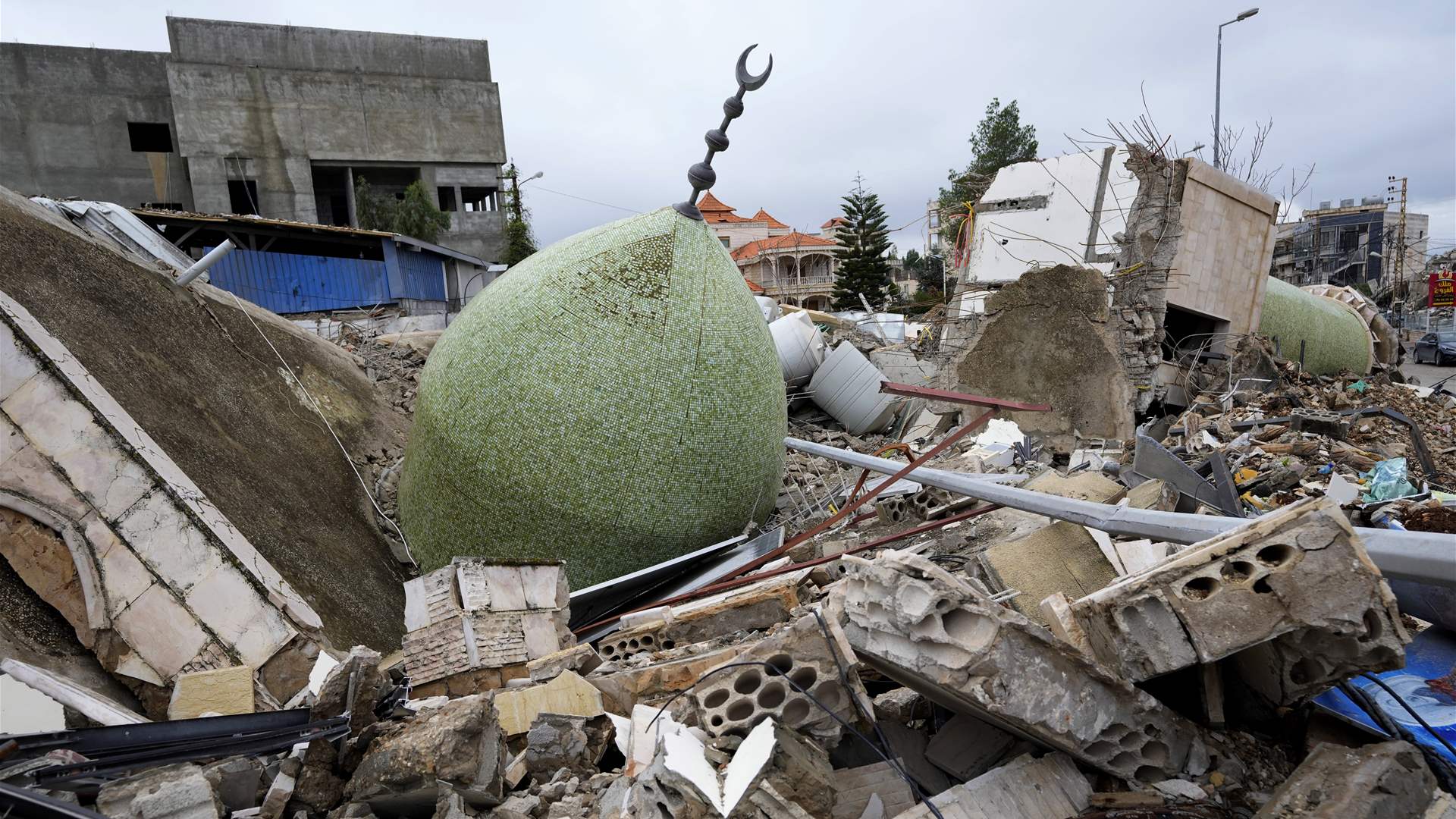 South Lebanon&#39;s recovery: Neighborhoods erased, life &#39;on hold&#39;