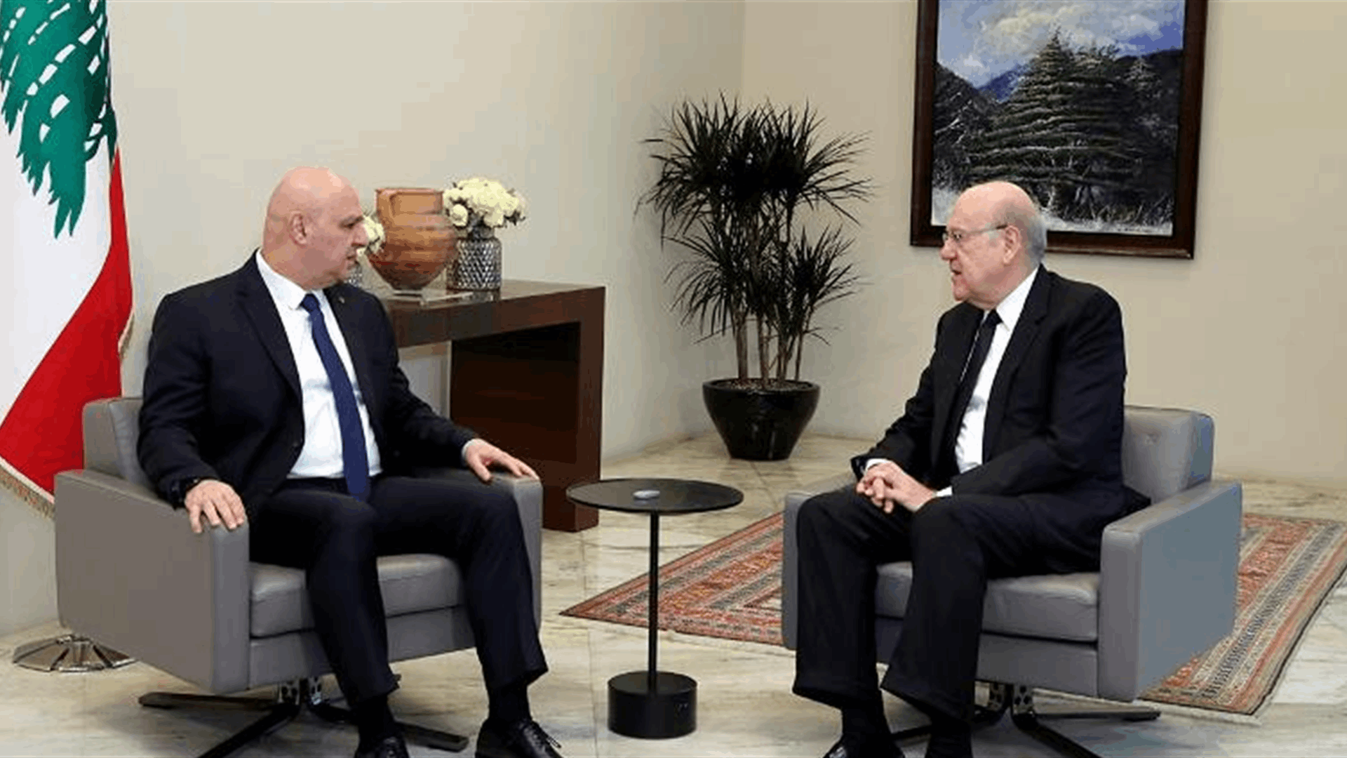 Lebanon&#39;s President Aoun discusses Israeli withdrawal with PM Mikati, invited to World Government Summit in UAE 