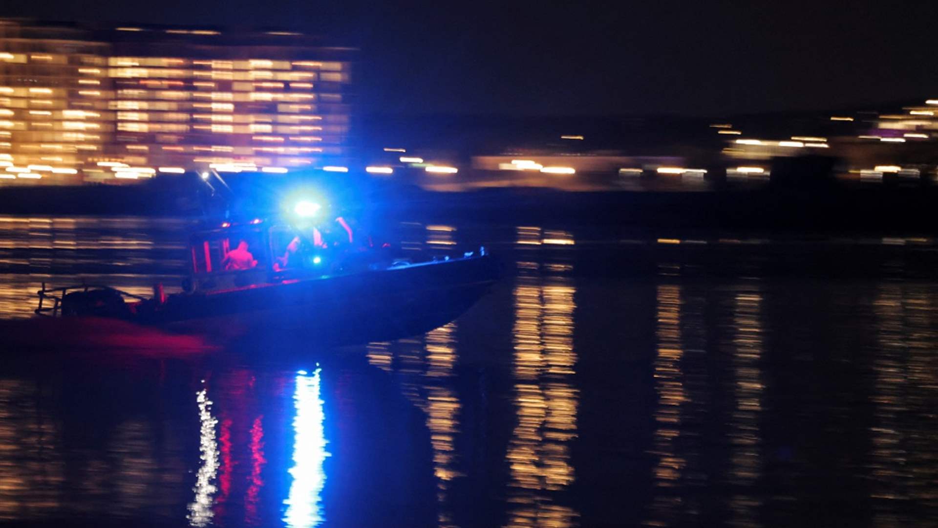 18 bodies recovered from Potomac River in Washington after plane crash: CBS News