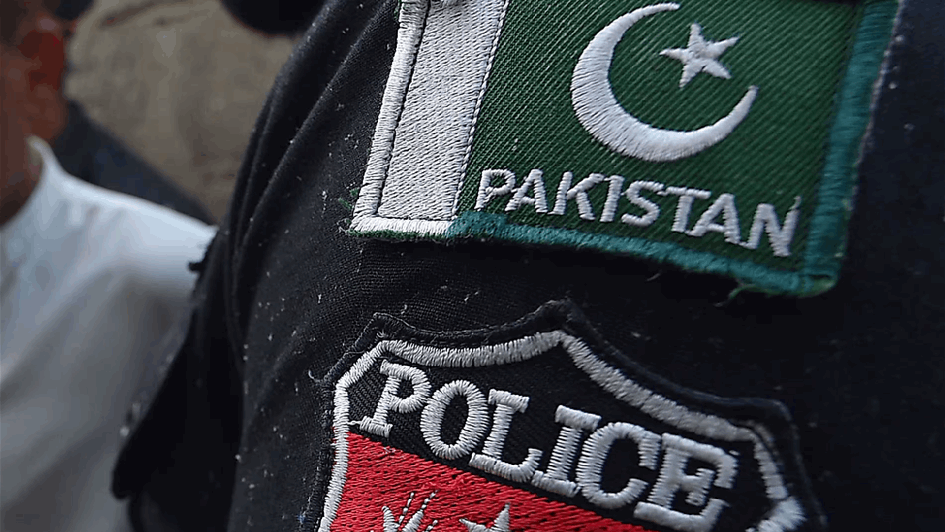 Pakistan police officer killed as polio vaccination drive starts: Police