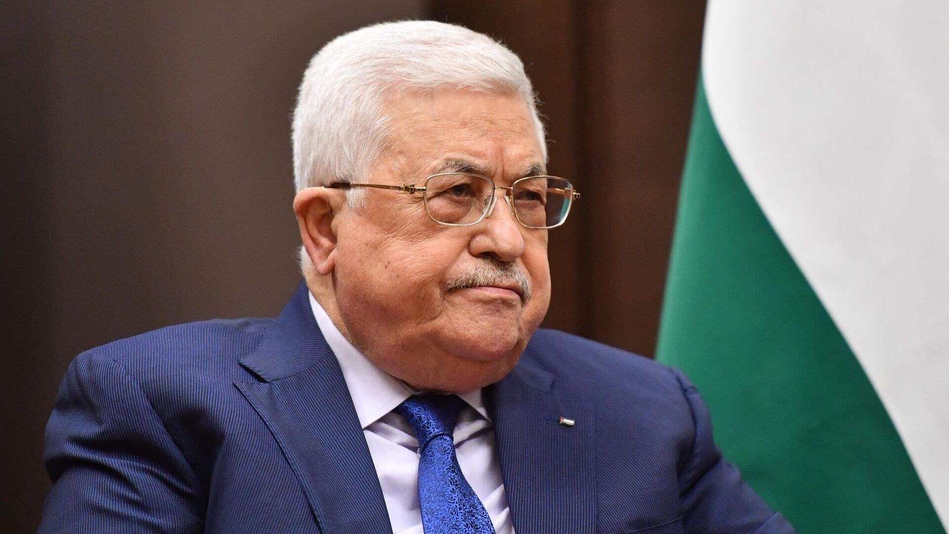 Abbas risks Palestinian backlash over overhaul of prisoner payments