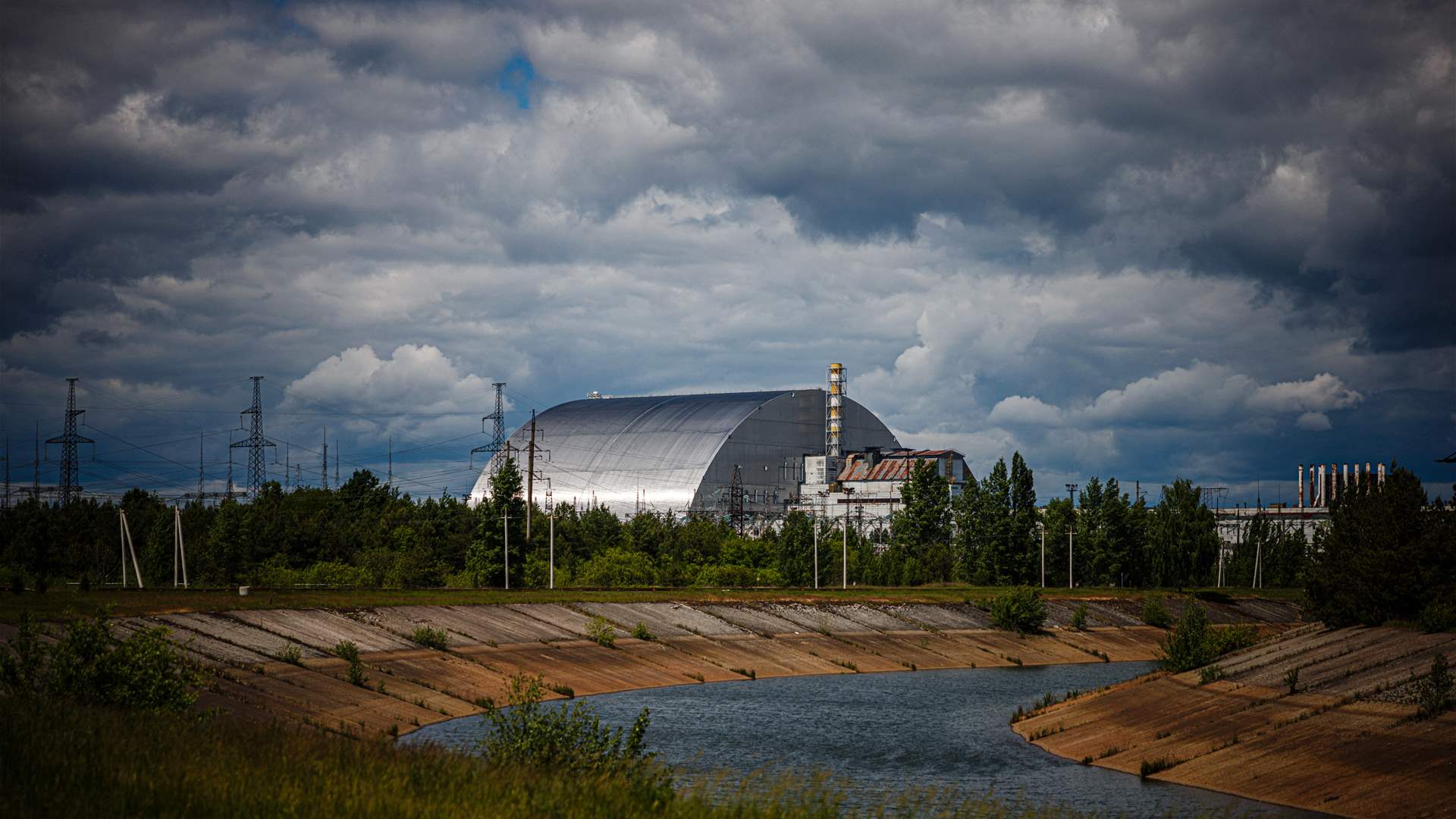 Russian drone &#39;struck&#39; Chernobyl cover, no radiation increase: Zelensky says 