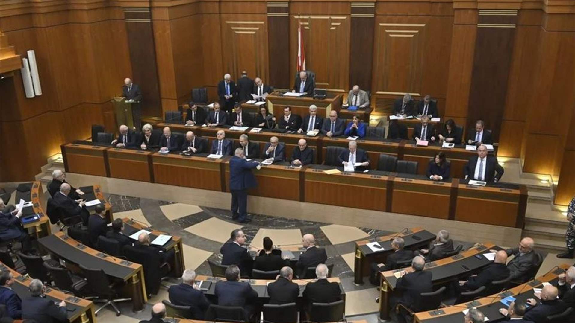 Focal points of Lebanon&#39;s parliamentary session: Political blocs clash over ministerial statement