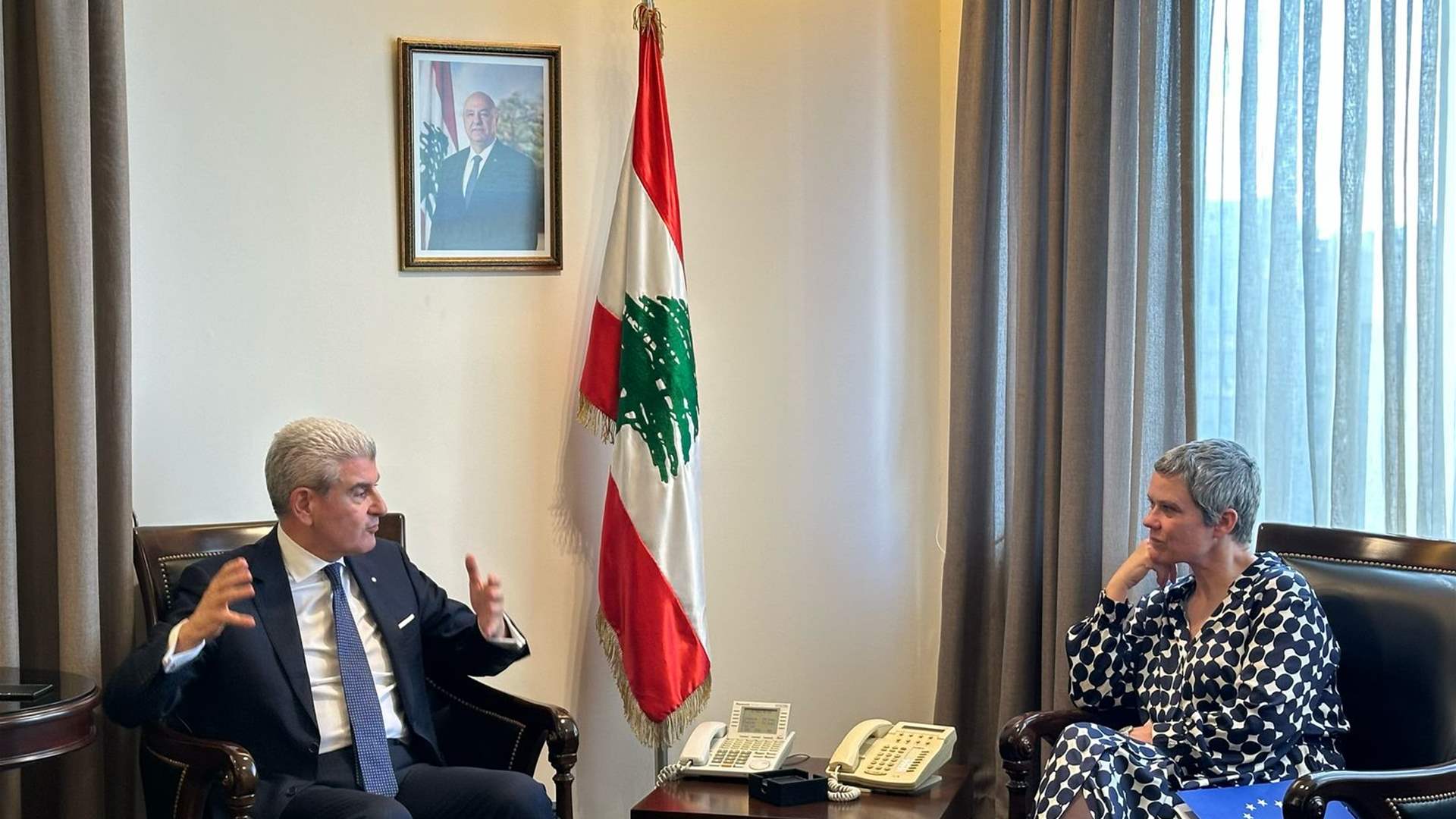 Lebanon&#39;s Industry Minister discusses investment and cooperation with foreign ambassadors