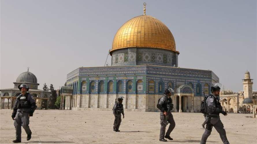 الجيش الإسرائيليّ منع الطواقمَ الطبيةَ من دخولِ المسجد الأقصى