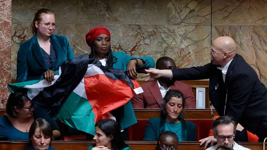 جلبة في البرلمان الفرنسي بسبب العلم الفلسطيني