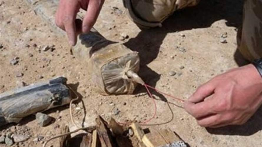 الأمن الأردنيّ يعلن اكتشاف مخبأ سري فيه متفجرات في مخزن تجاريّ وأنه فجر هذه المواد الناسفة