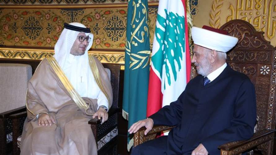 بخاري: السعودية حريصة على لبنان... ودريان نوّه بدور اللجنة الخماسية