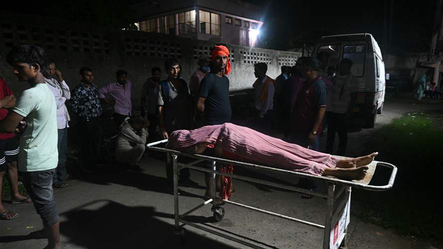 مقتل نحو 121 في تدافع خلال احتفال ديني بشمال الهند