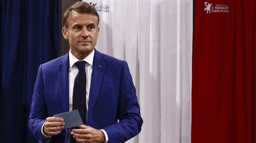 ماكرون: الحكم مع حزب فرنسا الأبية "غير وارد"