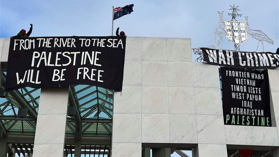 Pro-Palestine protesters scale roof of Australian Parliament