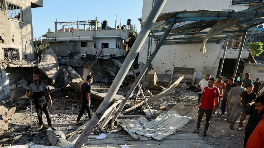 Israeli strike kills 16 at Gaza school
