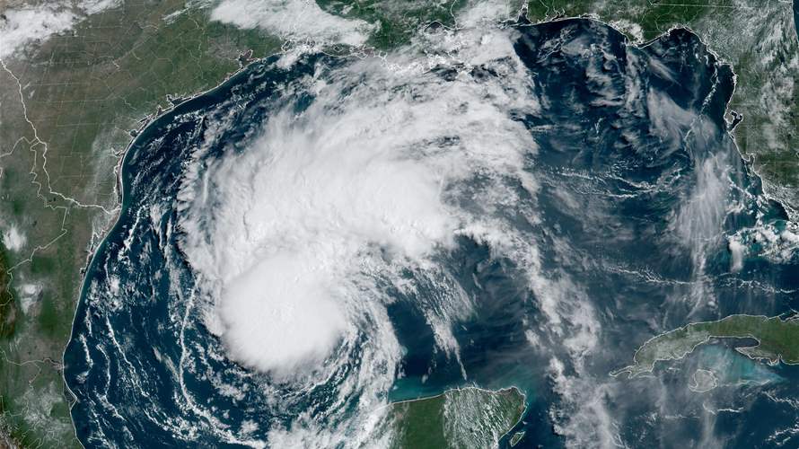 US Coast Guard: Hurricane may shut oil ports