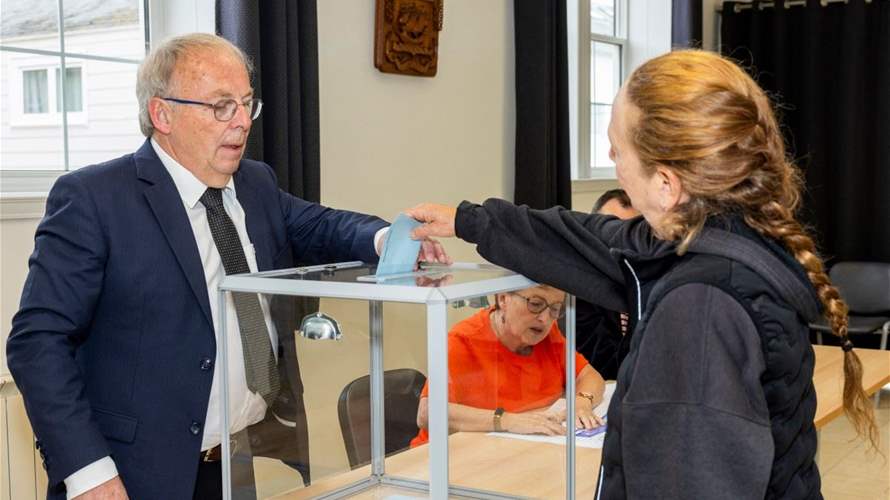 بدء التصويت في فرنسا القارية للدورة الثانية من انتخابات تشريعية تاريخية