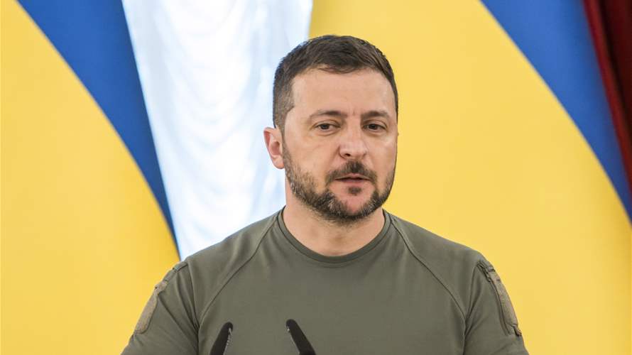Don't wait for November to aid Ukraine, Zelenskyy urges in Washington