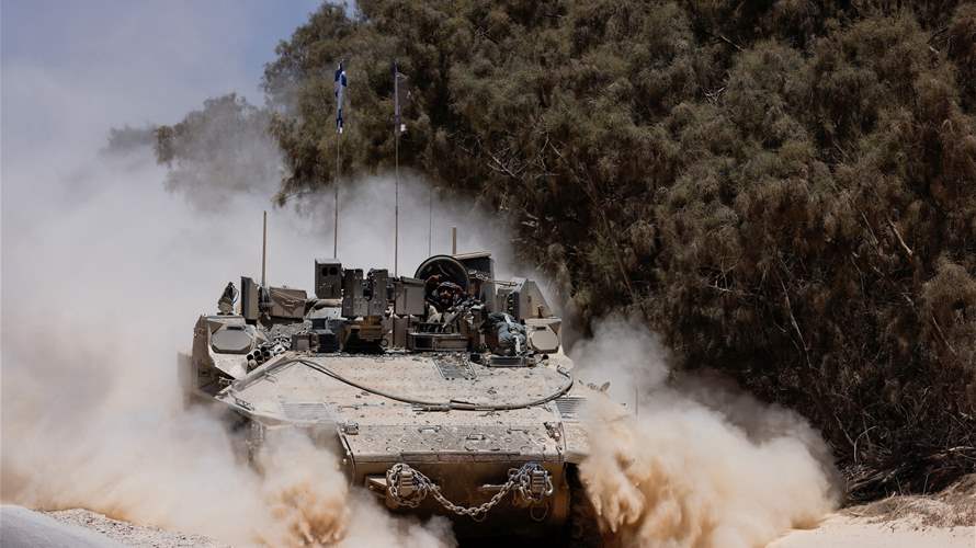 Israel's security cabinet extends military service