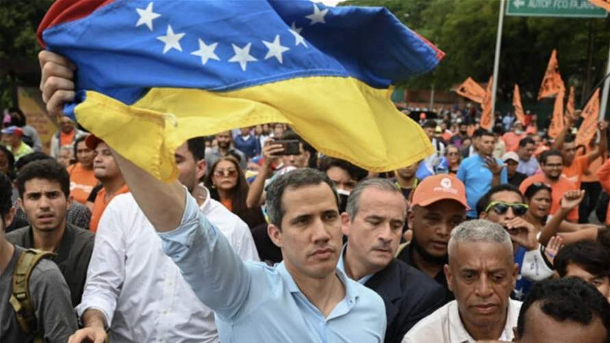 المعارضة الفنزويلية تندد بـ"تصعيد القمع" قبل أسبوعين من الانتخابات الرئاسية