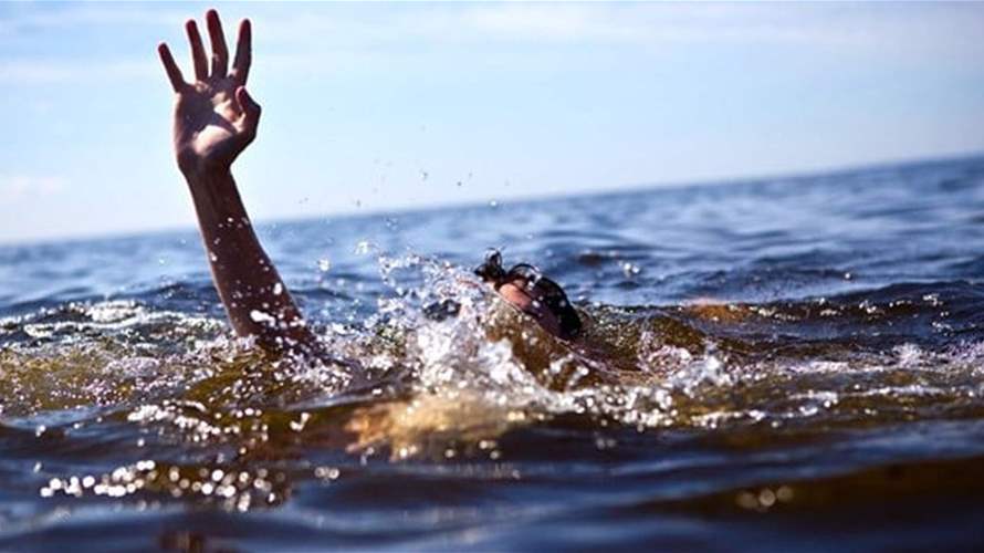 انتشال جثة شخص بعد تعرضه للغرق قبالة شاطئ طرابلس