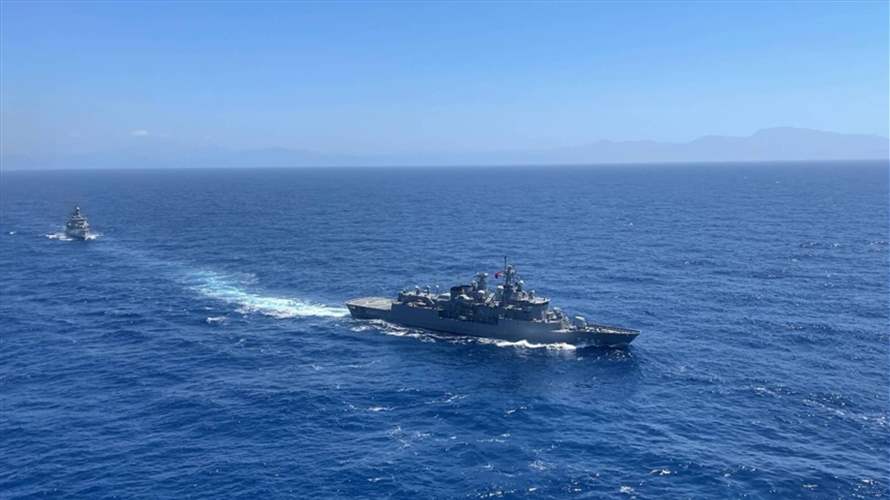 هيئة بحرية: سفينة قبالة المخا اليمنية تبلغ عن هجومين وأضرار طفيفة