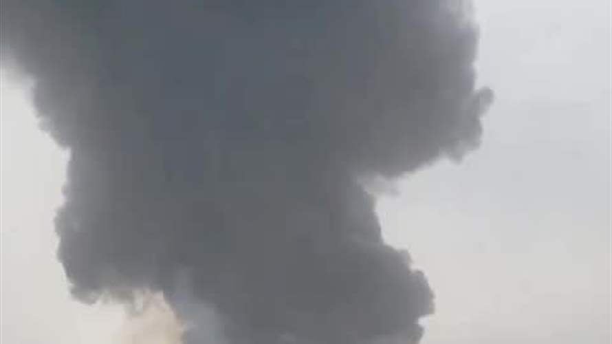 غارات عدة على مدينة الحديدة اليمنية (فيديو)