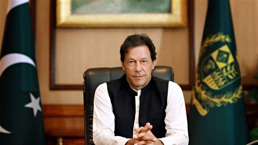 مداهمة المقر العام لحزب عمران خان في باكستان