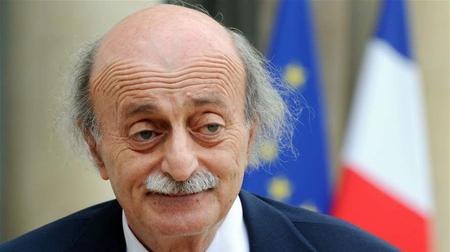 Walid Joumblatt to LBCI: We are in a state of war and must expect everything from Israel