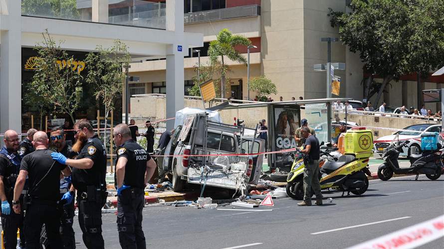 One killed in stabbing attack near Tel Aviv