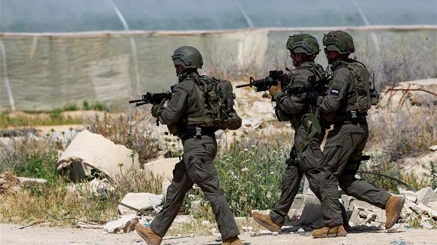 Israeli army reports 12 Palestinians killed, 10 arrested in West Bank operation