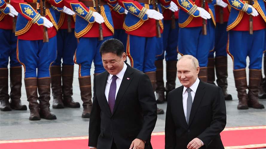 Putin meets Mongolian counterpart in Ulaanbaatar: Russian media pool