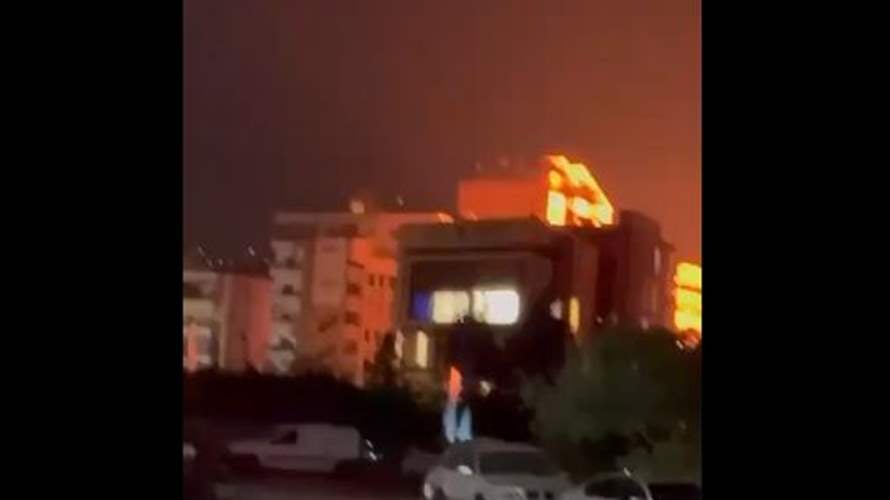 Building collapses in Chiyah in Beirut's southern suburbs due to Israeli strike (Video)