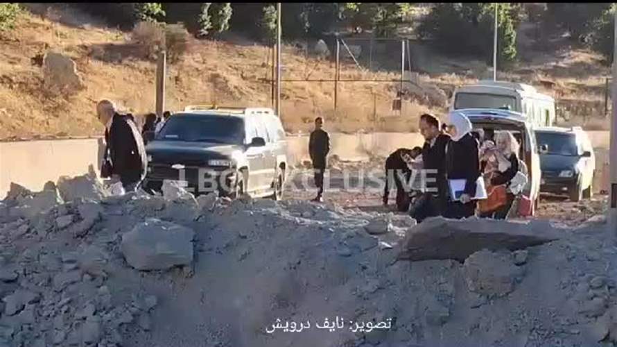 LBCI camera captures Masnaa-Jdeideh Yabous road at Syria-Lebanon border following Israeli airstrikes