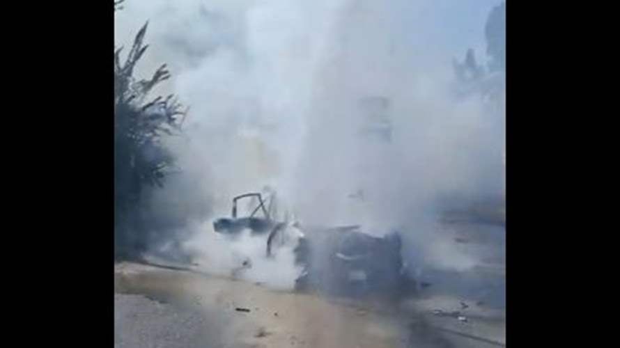 Israeli airstrike targets vehicle between Byout El Saiyad and Aamriyeh in Tyre (Video)