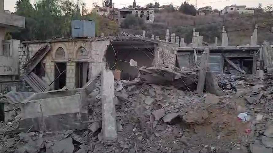 Israeli airstrike damages homes in Harouf, South Lebanon (Video)