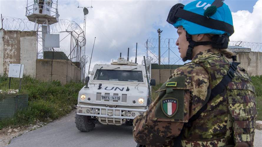 UNIFIL enters Khiam, South Lebanon, to verify the accuracy of Israeli troops' withdrawal