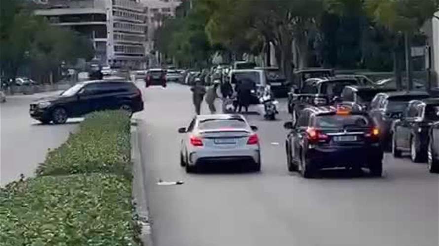 Car runs over security officer in Beirut, Lebanon (Video)