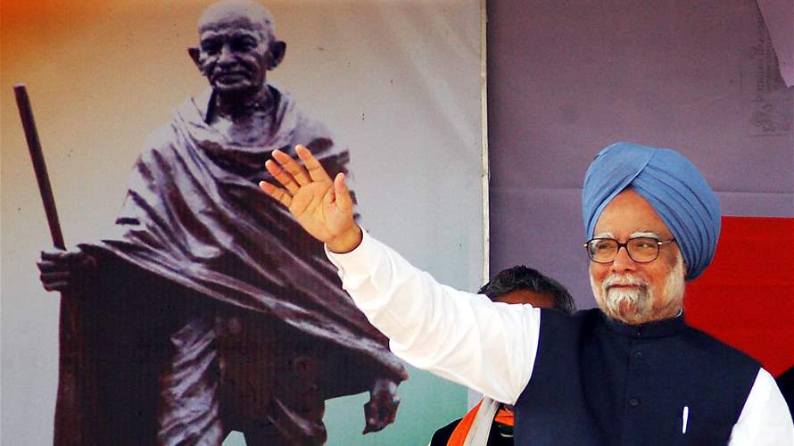 India's former PM Manmohan Singh cremated with state honors