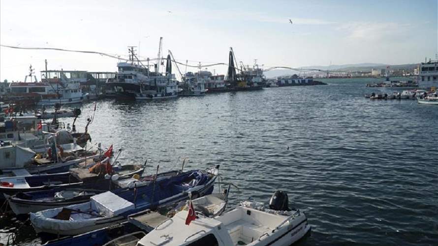 Israeli soldiers vandalize and loot South Lebanon's Naqoura fishermen's port  