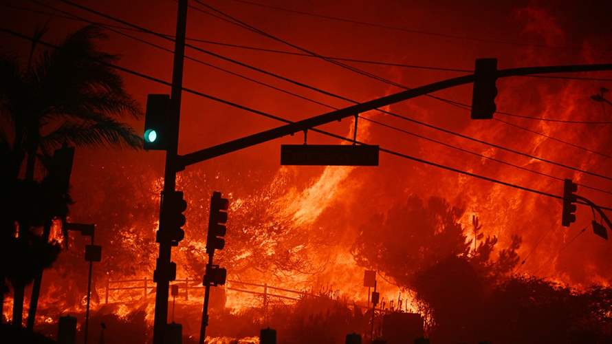 San Fernando Valley under threat as Los Angeles fire rages on