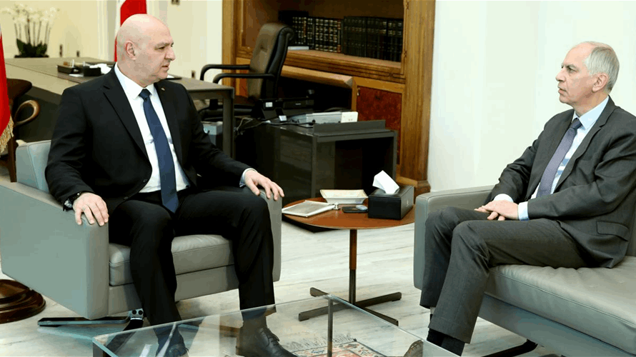 President Aoun holds meetings with Hervé  Magro and Lisa Johnson to address southern Lebanon's situation